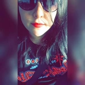 Meet your Posher, Erendira